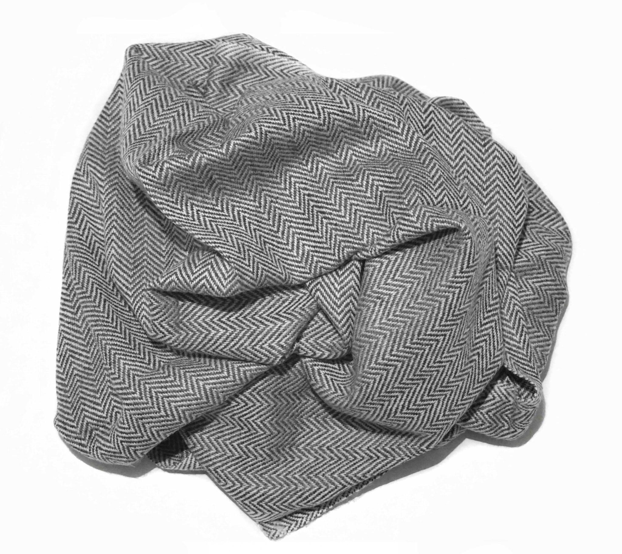 Cashmere classic scarf for everyday elegance - Marie-Pierre Rousseau