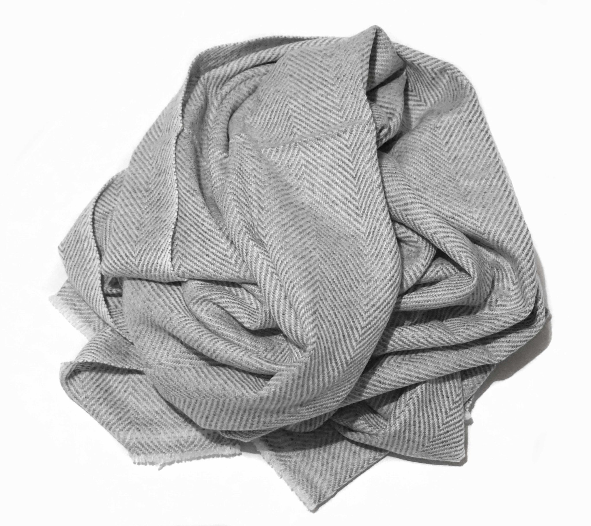 Thick and sumptuous cashmere scarf. A beautiful idea for a perfect gift - Marie-Pierre Rousseau